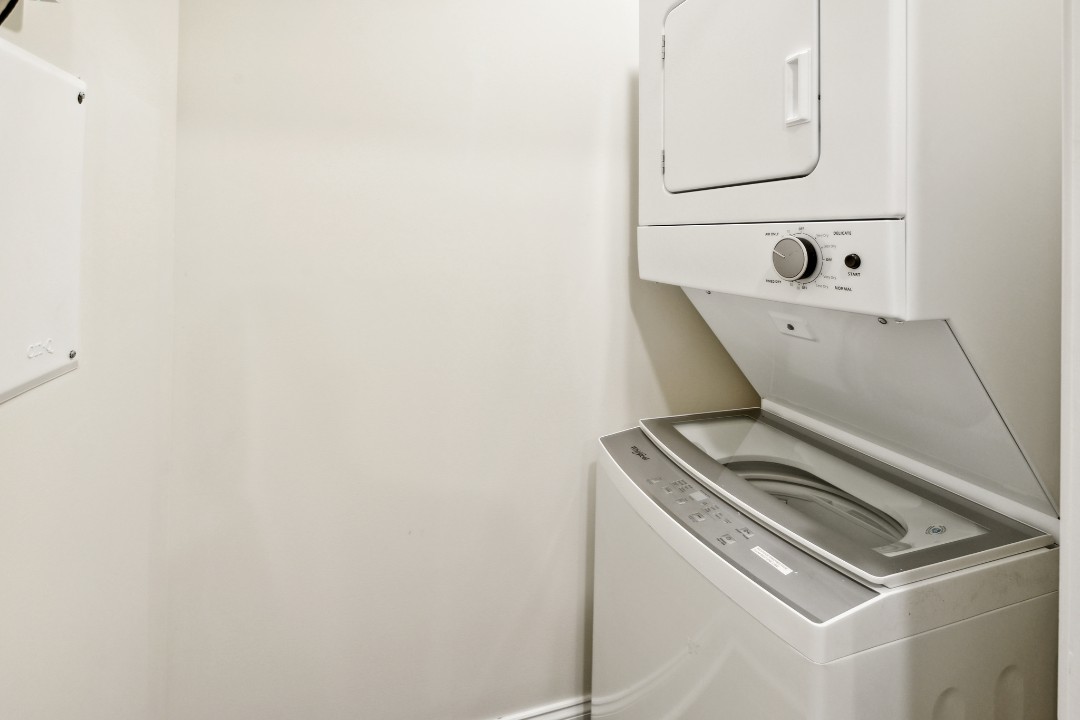 Alto · Unit O4 2bd/2.5 bth