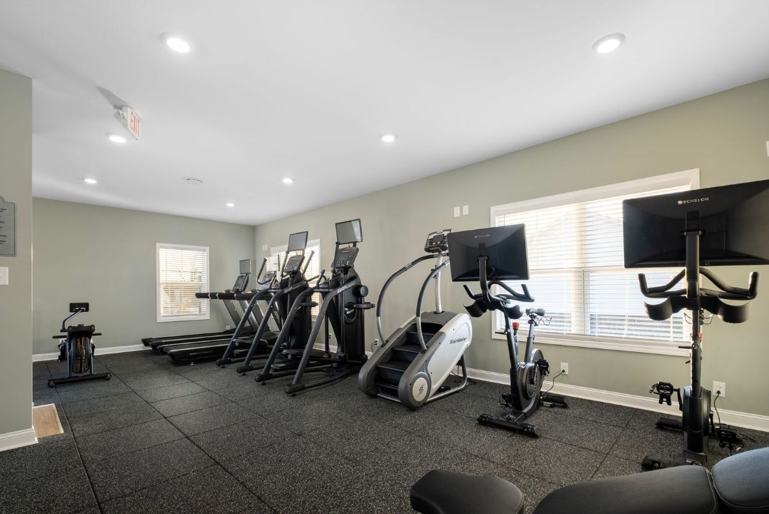 Arte Luxury townhomes O5 2/2.5
