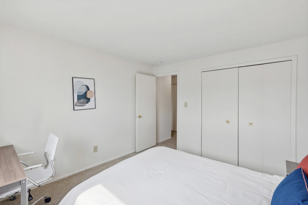 Midtown Towers 3602, · Unit 1/1