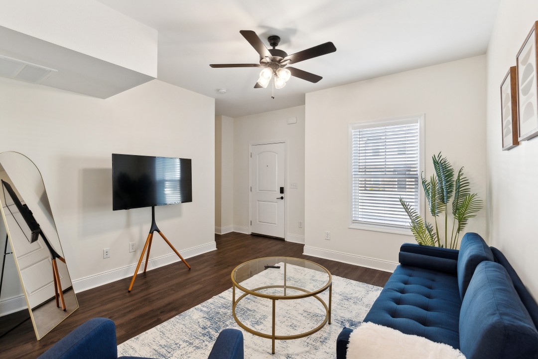 Alto · Unit L5 2bd/2.5 bth