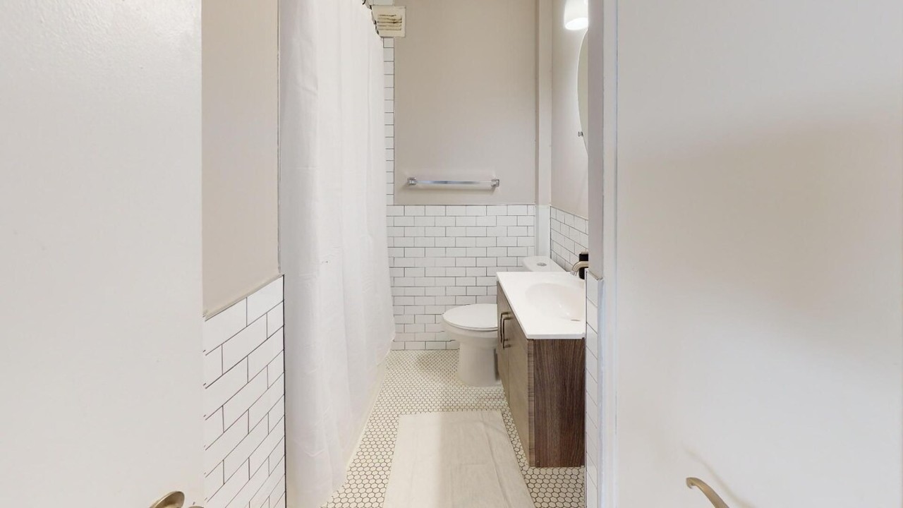 Avenue · Unit 2bd A821