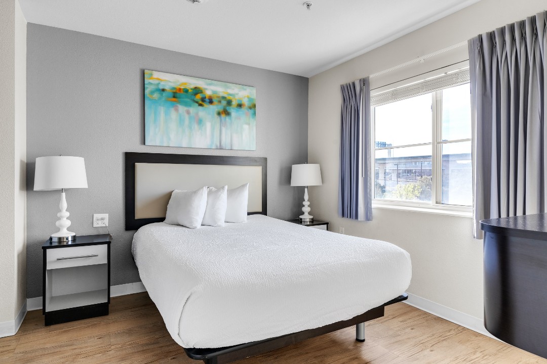 Simplicity At the Rim · Unit 1204  2/2
