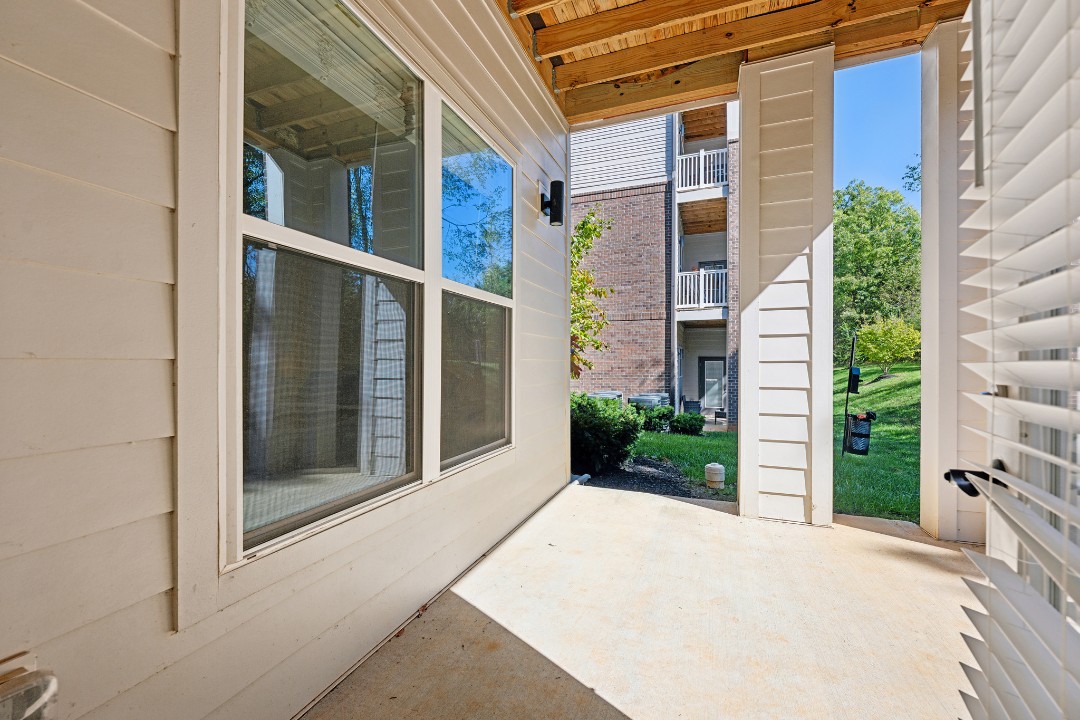 Overlook at Farragut 3001, 1BD/1BA