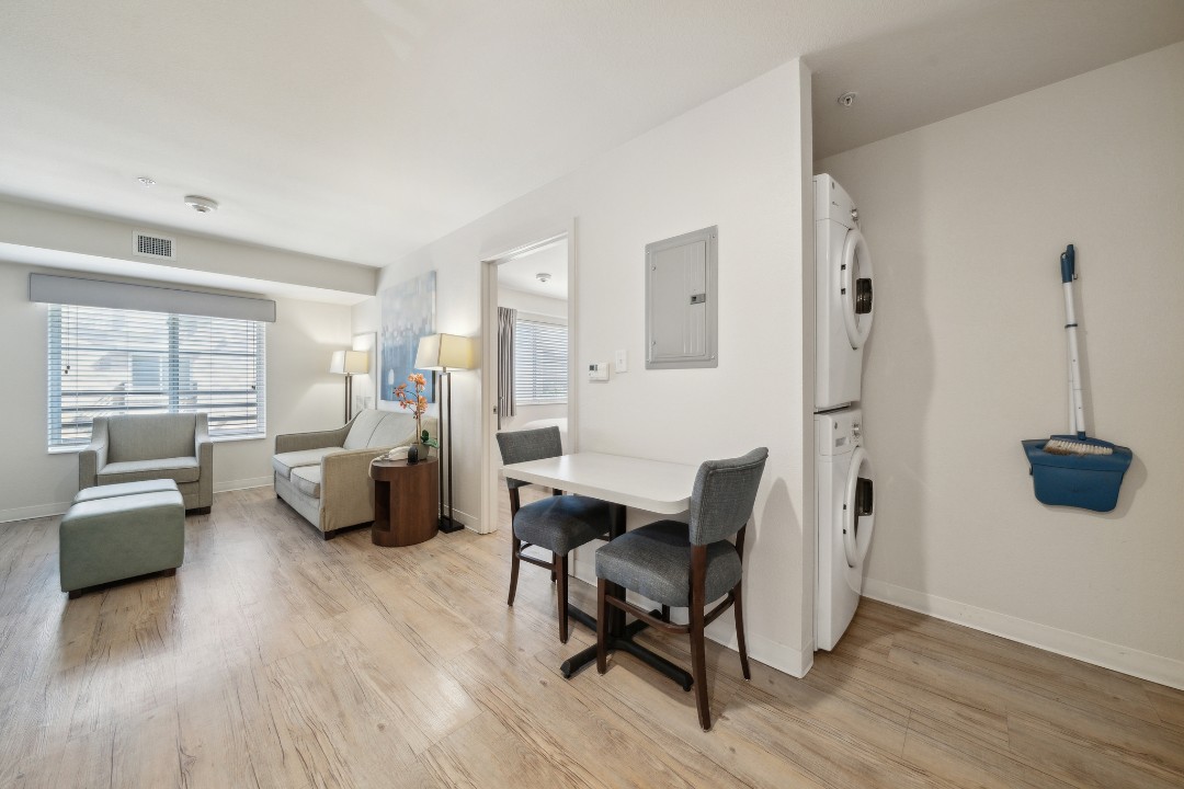 Simplicity At the Rim · Unit 1319  1/1 (Copy)