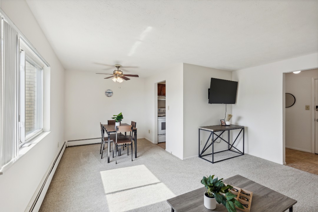 Midtown Towers 3602, · Unit 1/1