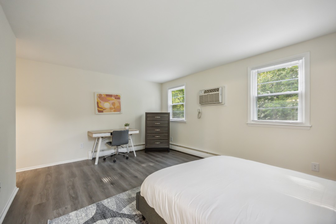 Pinebrook 816 Wharton Drive, 2br