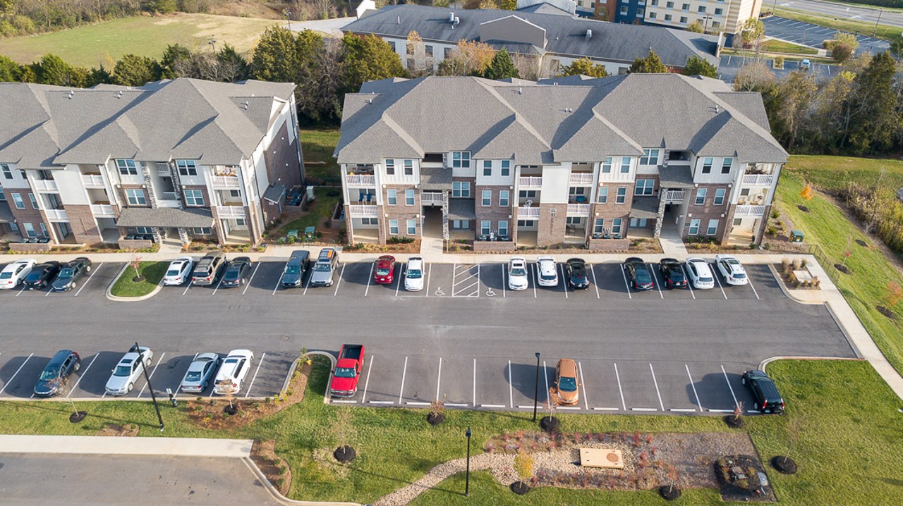 Overlook at Farragut 6301, · Unit 2/2