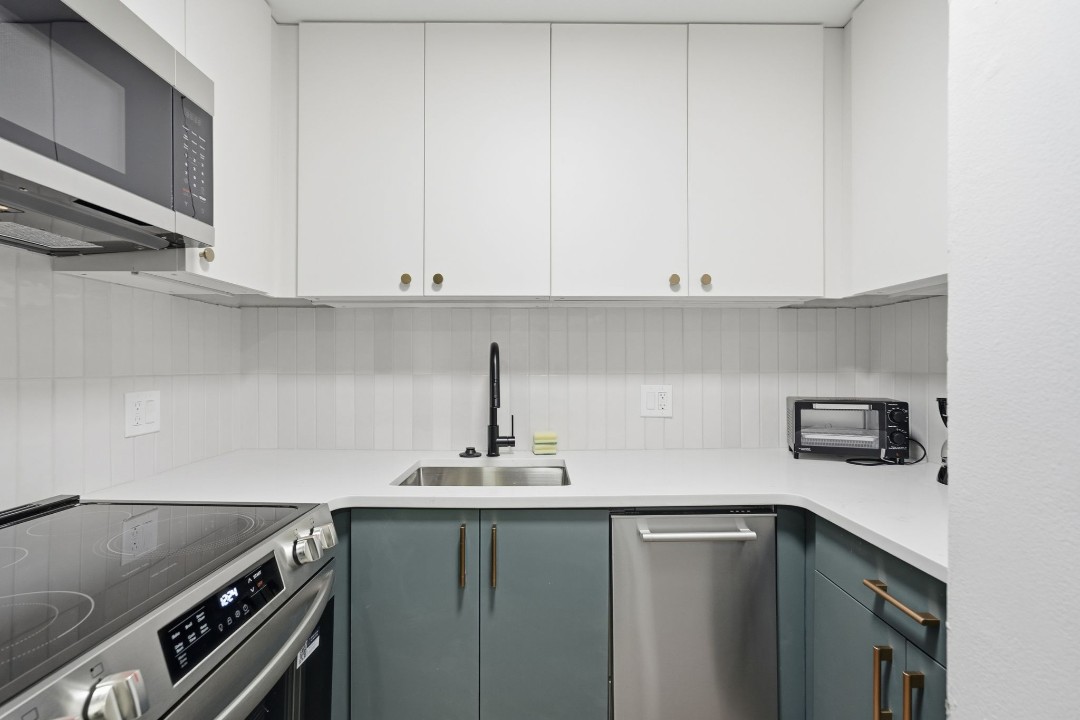 Carriage House C307 · Unit 1/1
