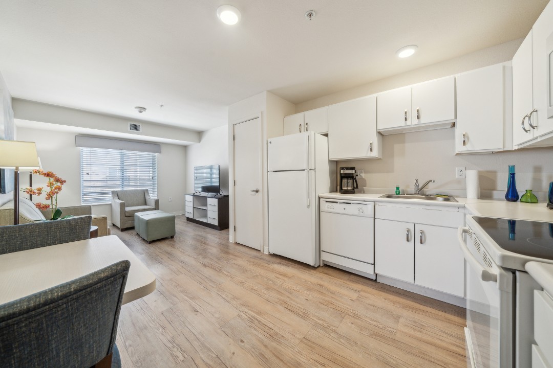 Simplicity At the Rim · Unit 1303  1/1