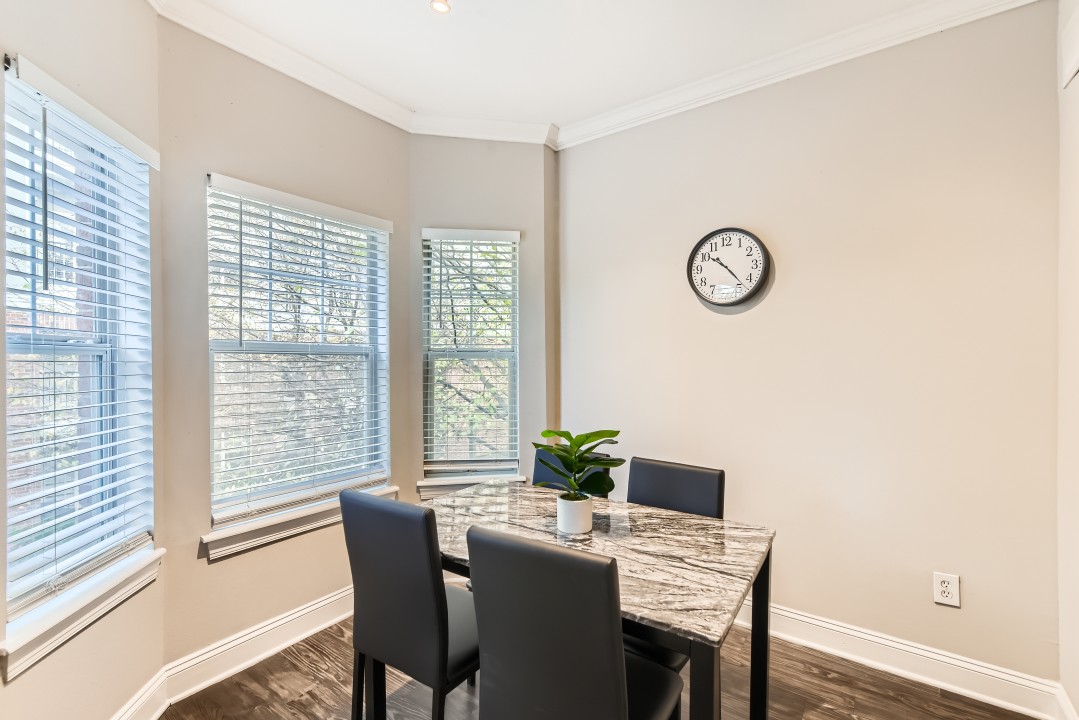 Crest at Midtown · Unit 1112 1/1