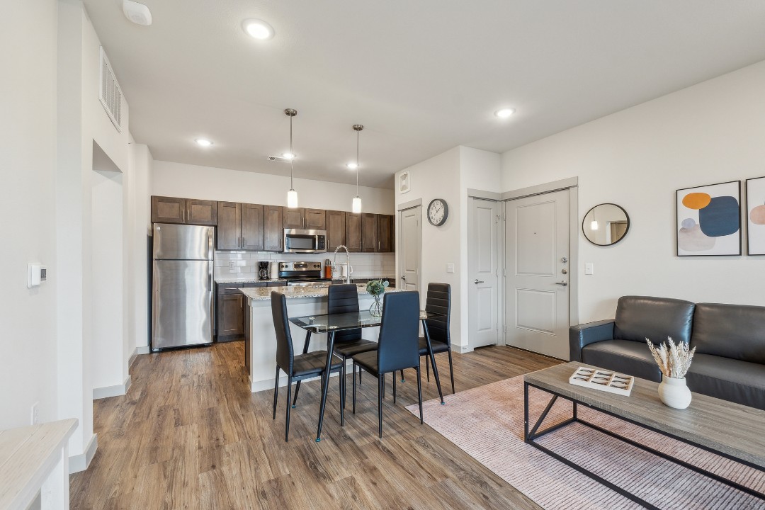 Chisholm Trace · Unit 1235 1/1