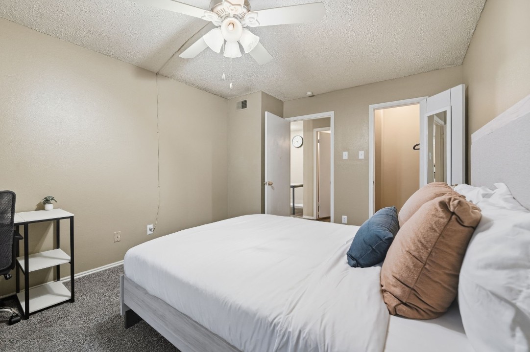 District West · Unit 815