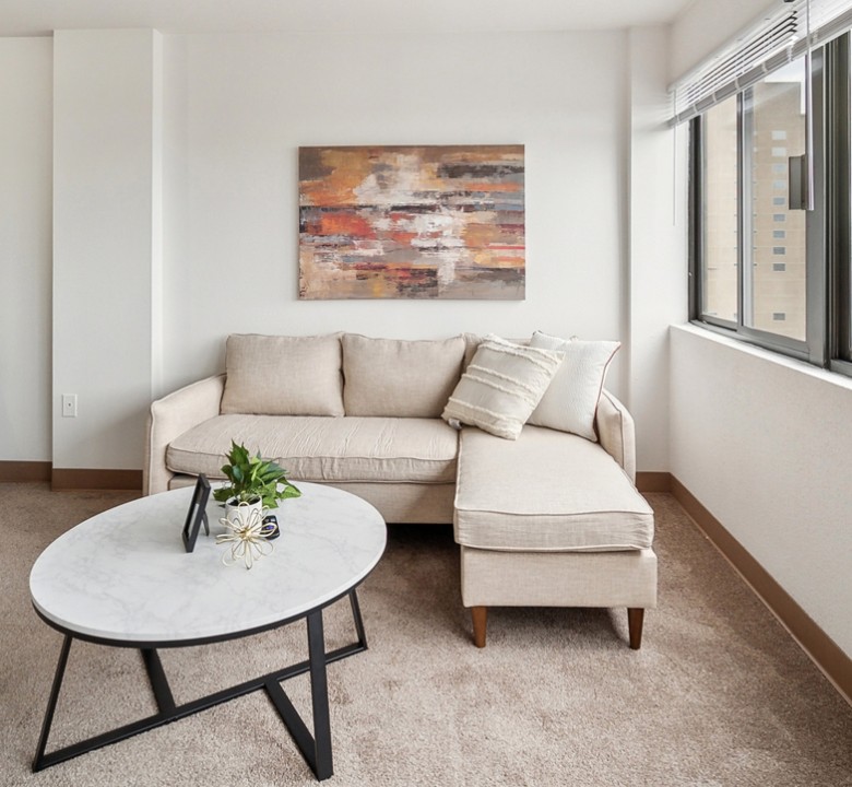 1 Bedroom · Signature layout