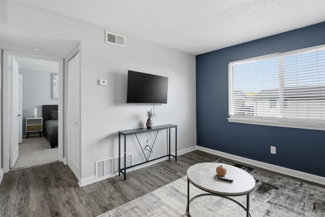 Crossings at · Unit 501 H24 1bd/1bth