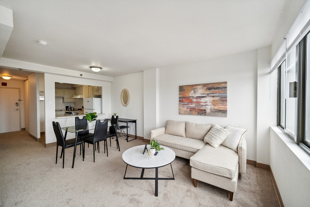 Pa Place 2107, 1br