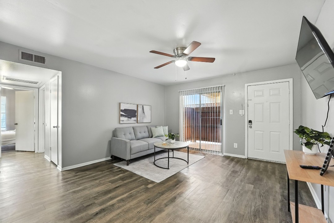 Eureka village · Unit 253 2/1