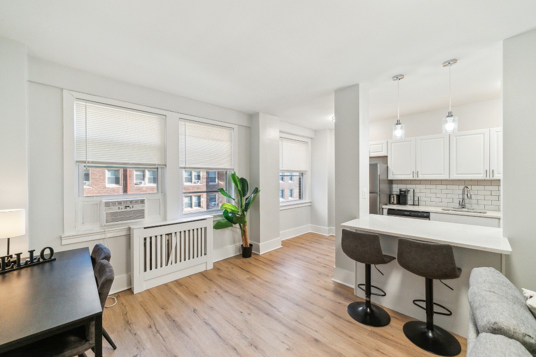 Fairfax Apartments · Unit 604 1/1