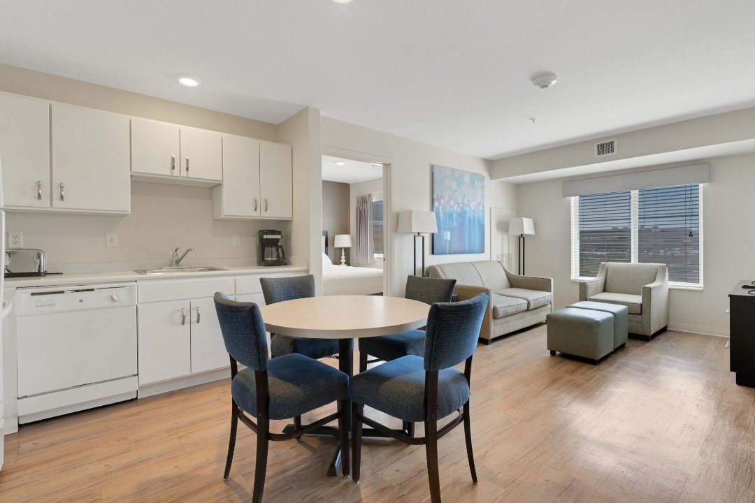 Simplicity At the Rim · Unit 1408 2/2