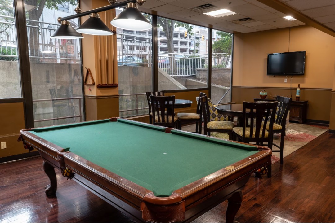 Pa Place 1002, 2br