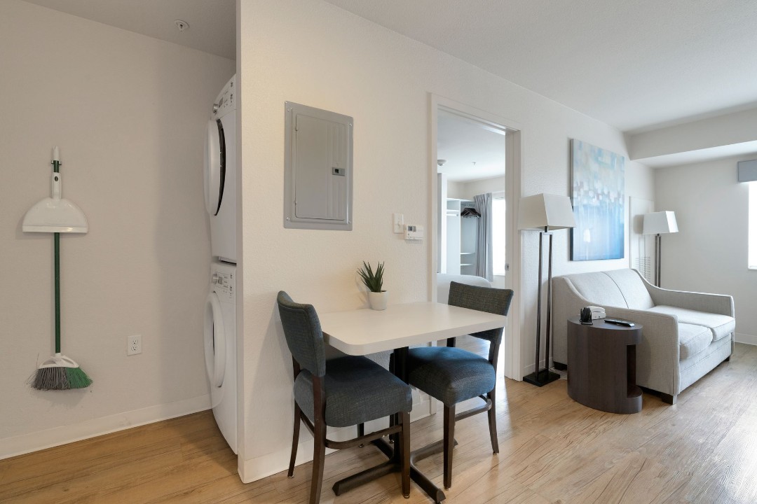 Simplicity At the Rim · Unit 1417 1/1