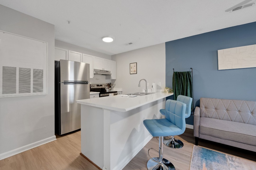 Carlson Bay, 965-104, · Unit 1/1