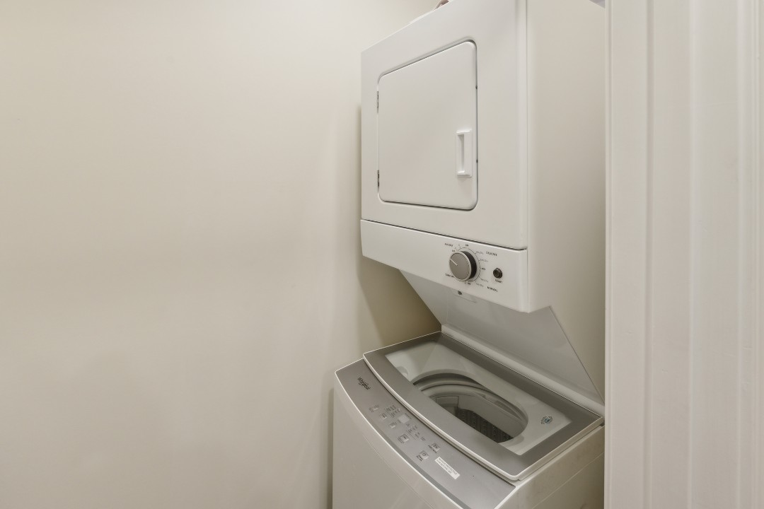 Alto · Unit Q7 2bd/2.5 bth