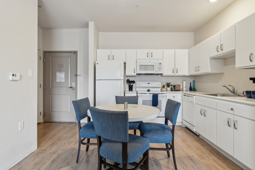 Simplicity At the Rim · Unit 1112  1112