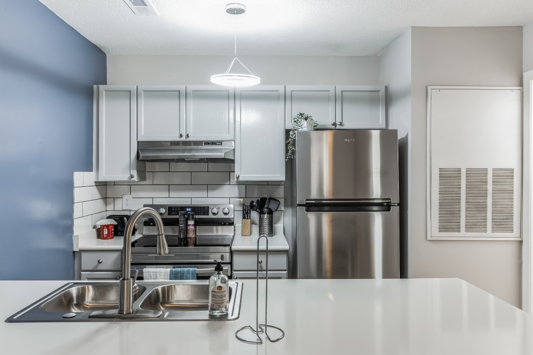 Carlson Bay, 965-301, · Unit 1/1