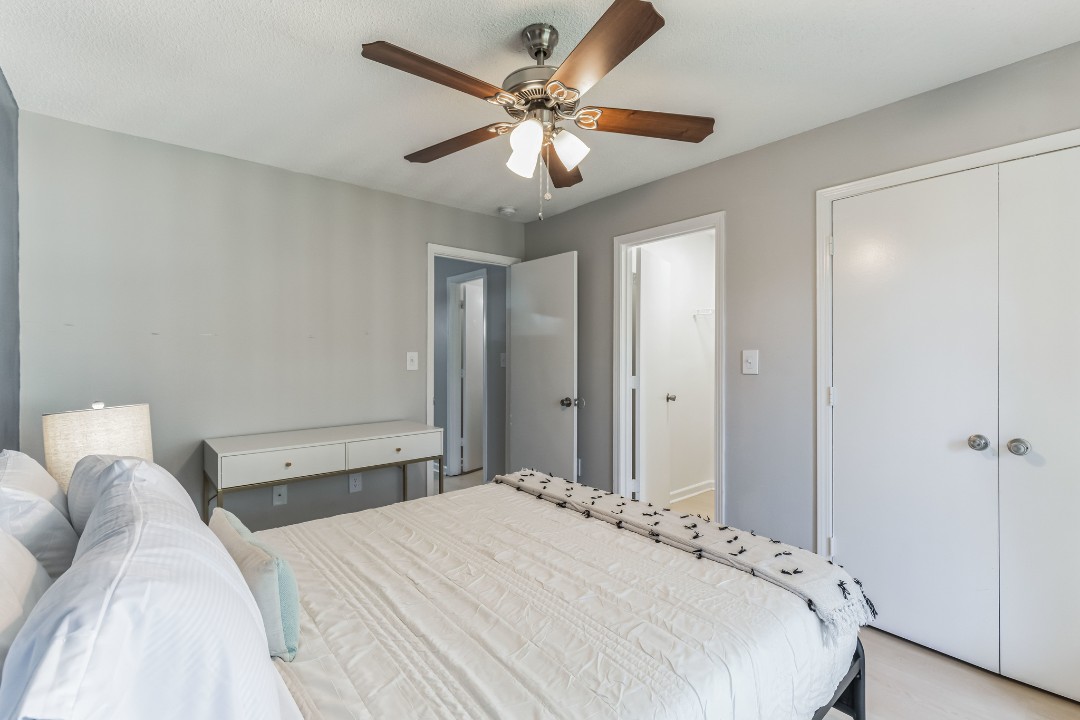 Carlson Bay, 3516-206, · Unit 1/1