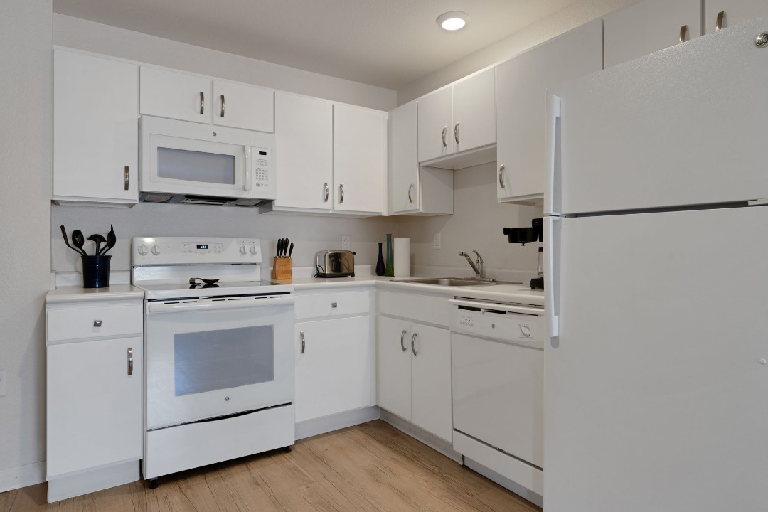 Simplicity At the Rim · Unit 1411 1/1