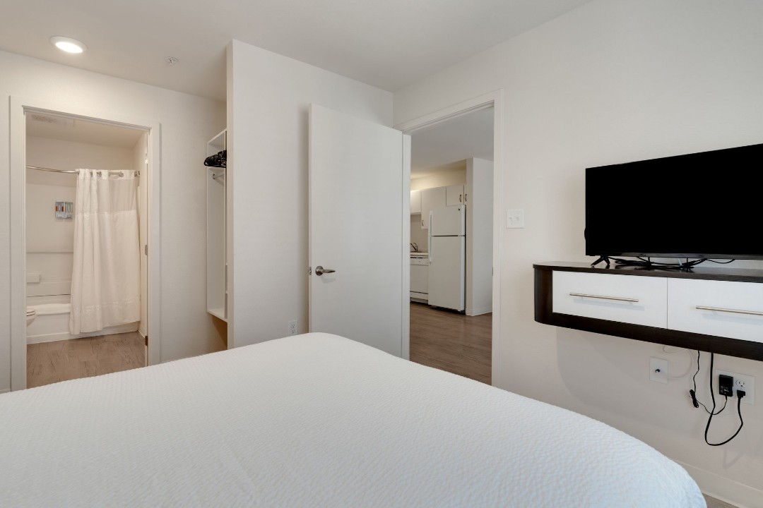 Simplicity At the Rim · Unit 1311 1/1