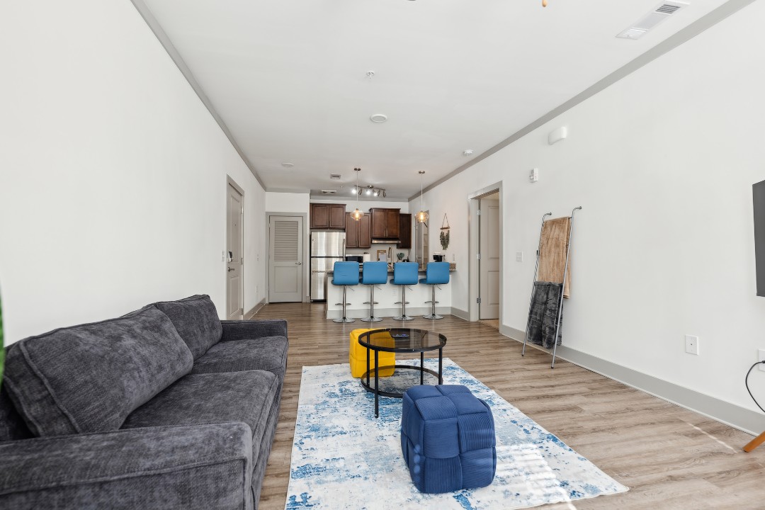 Overlook at Farragut 2103, 1BD/1BA