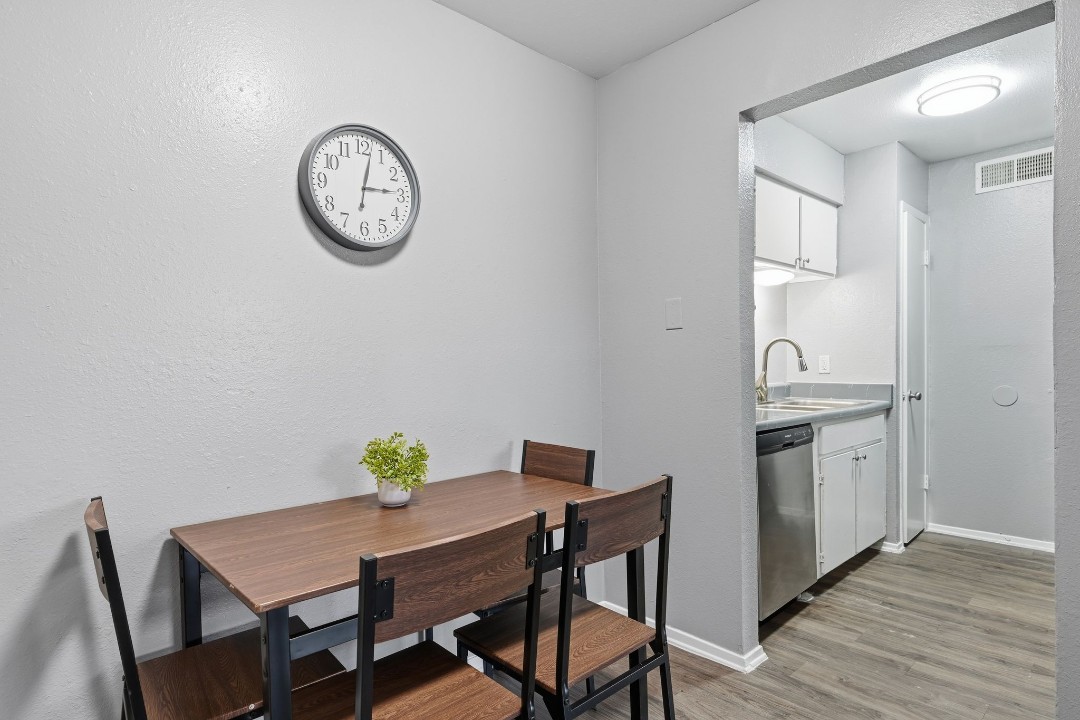Eureka village · Unit 157 1/1