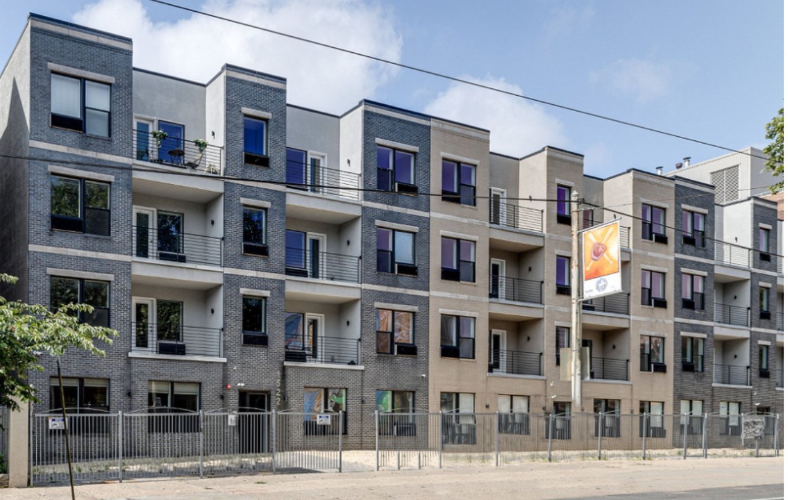 Fairmount Square 1528-2D · Unit 1/1