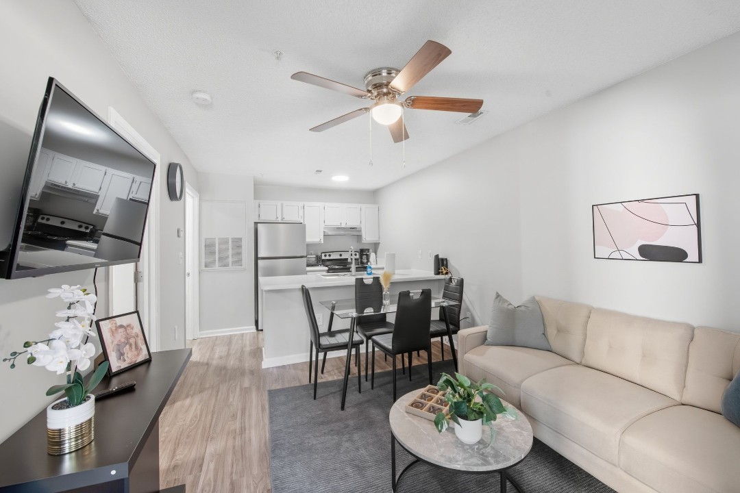 Meadowbrook 250-102 1bd/1bd