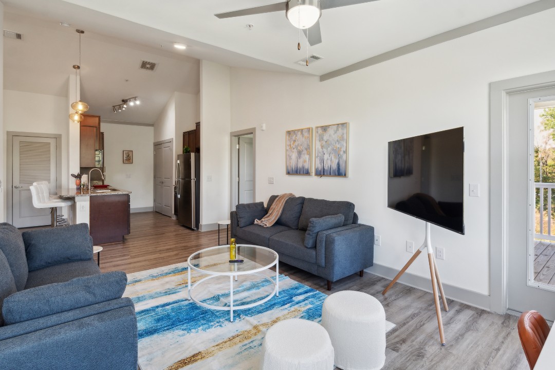 Overlook at Farragut 6303, · Unit 2/2