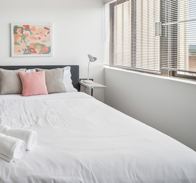 Pa Place 1301, 2br