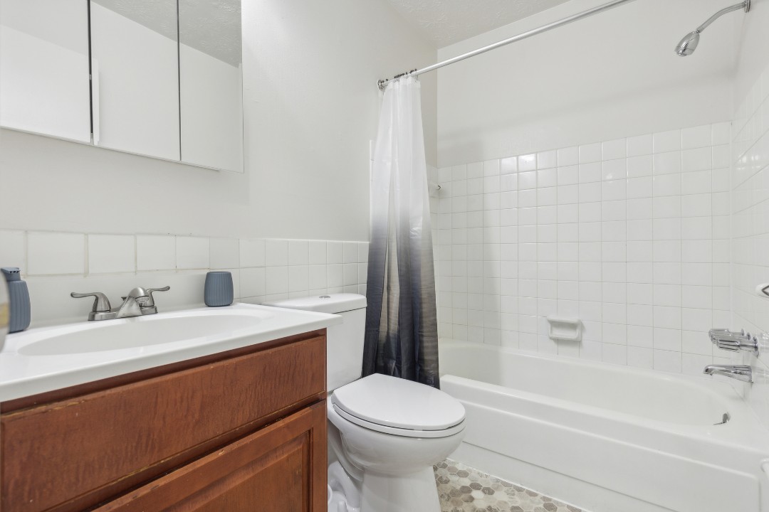 Midtown Towers 3102, · Unit 1/1