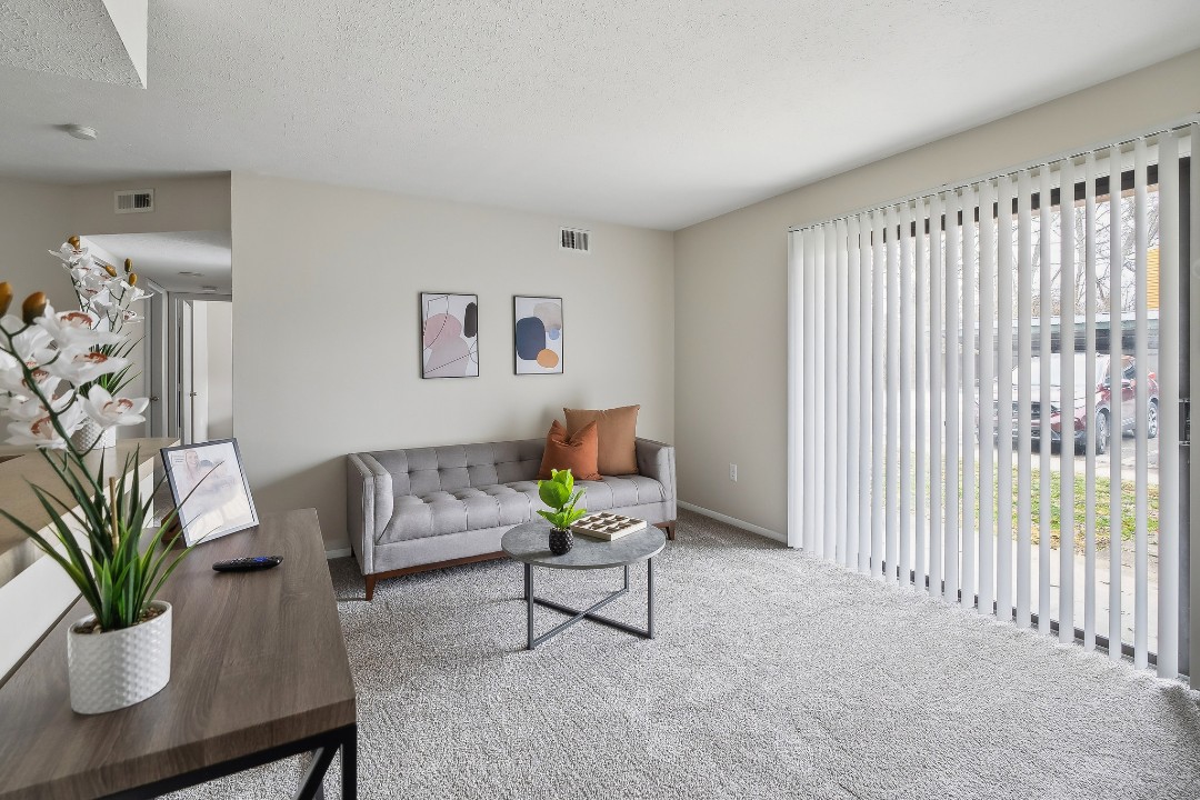 Carlson Bay, 965-104, · Unit 1/1