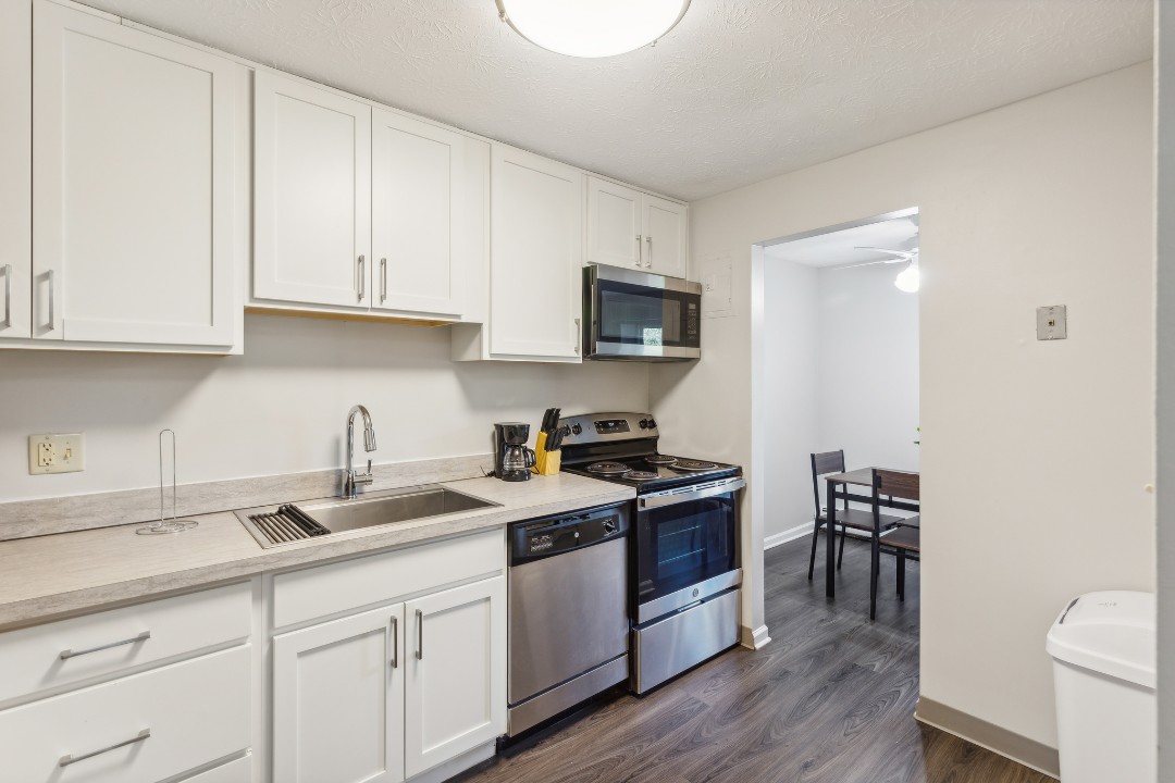 Midtown Towers 3020, · Unit 1/1