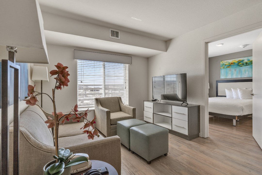 Simplicity At the Rim · Unit 1406 2/2