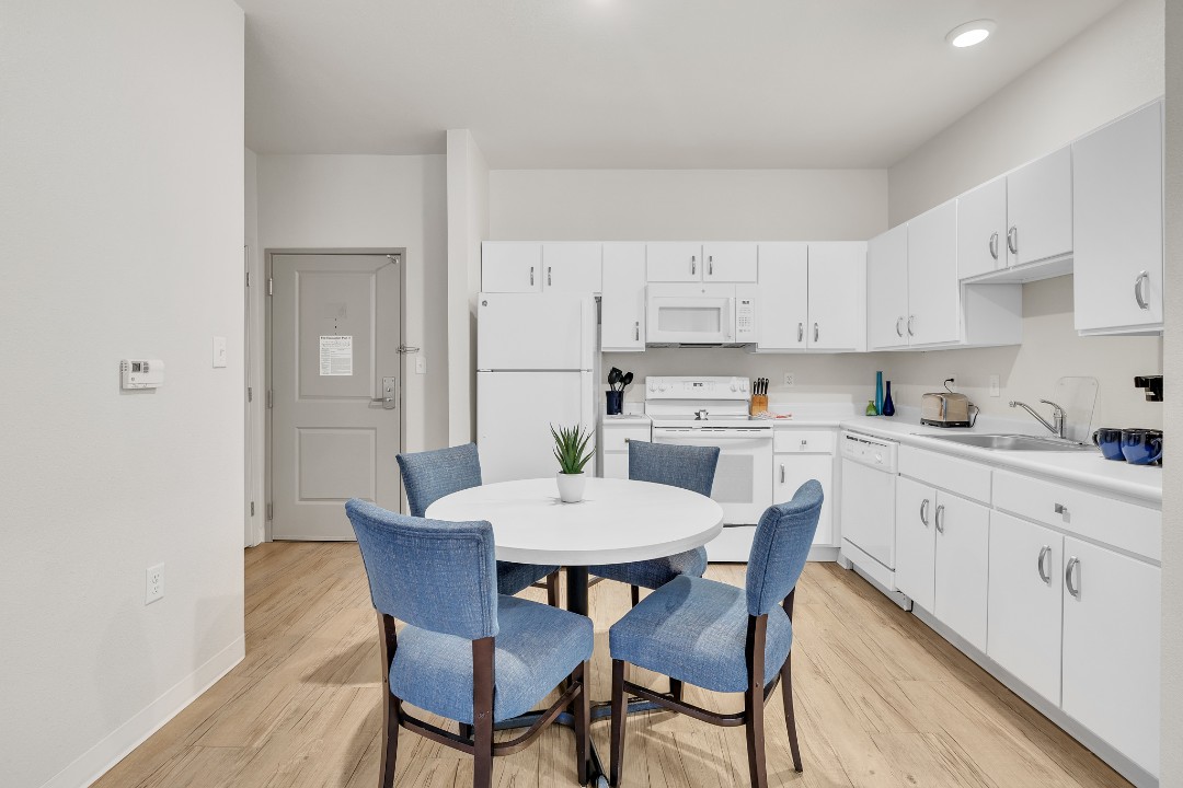 Simplicity At the Rim · Unit 1121  2/2)