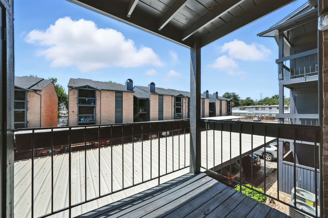 Mueller Flats · Unit 314 1/1