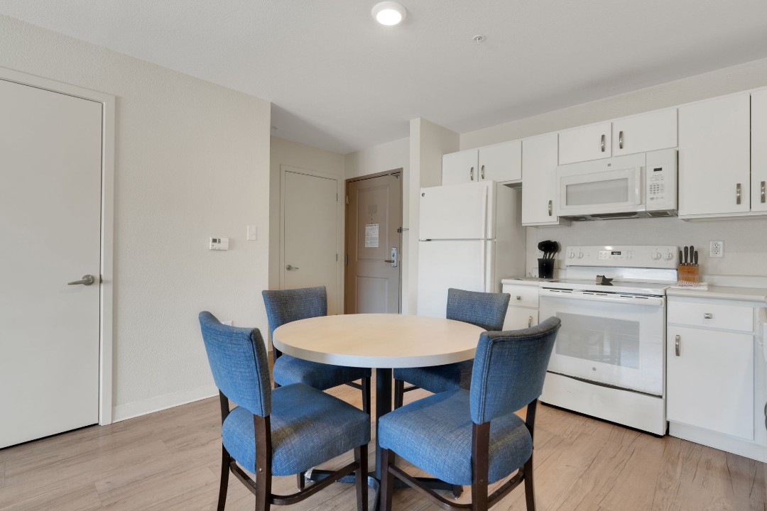 Simplicity At the Rim · Unit 1208  2/2