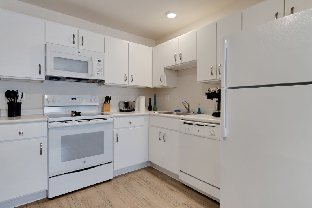 Simplicity At the Rim · Unit 1305 1/1