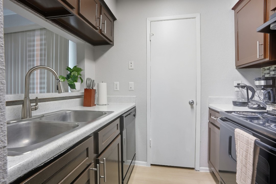 The Haven · Unit 1213 2/2