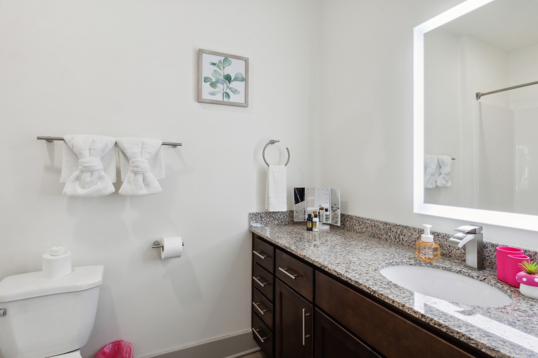 Overlook at Farragut 4302, · Unit 2/2