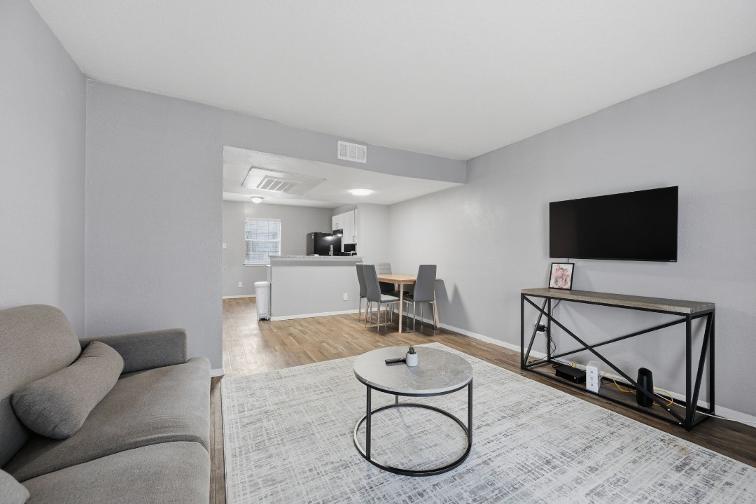 2 Bedrooms · Recommended