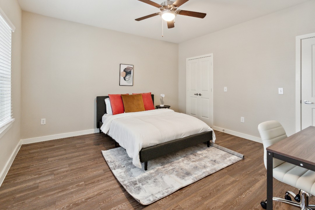 Smart Living Cypress Creek, 7206, · Unit 1/1