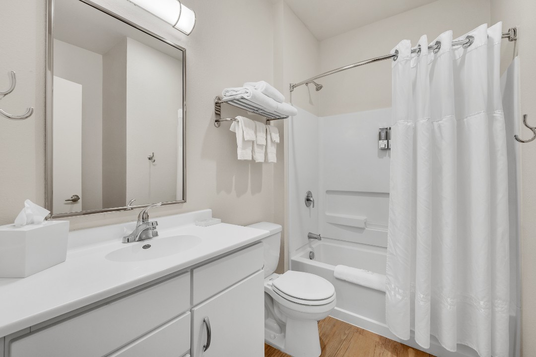 Simplicity At the Rim · Unit 1121  2/2)